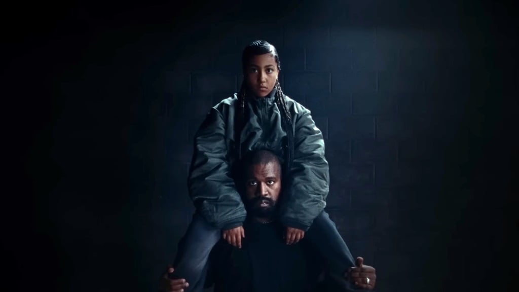 Kanye West és North West a Talking / Once Again videoklipjében.