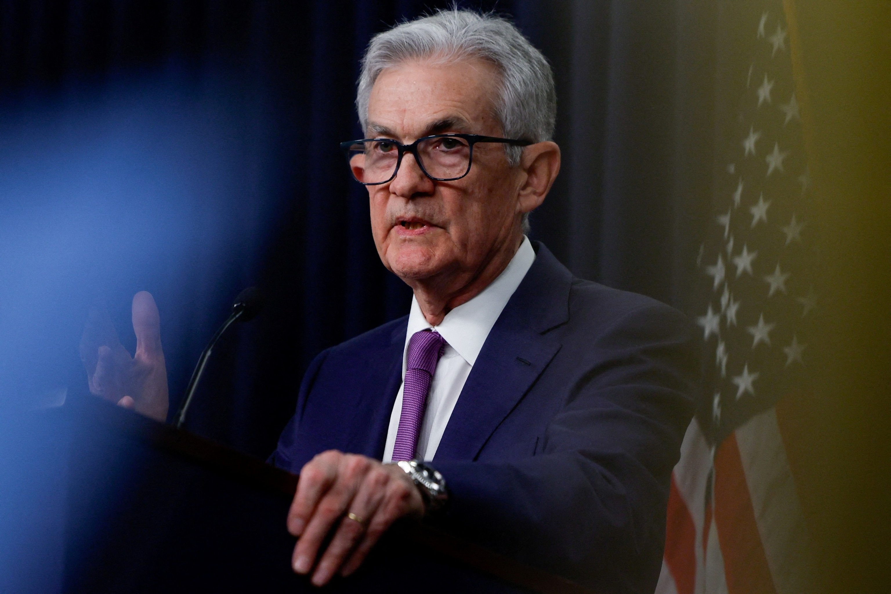 FOTÓ: Jerome Powell, a Federal Reserve elnöke sajtótájékoztatót tart a Fed kamatpolitikai döntésének közzététele után a Federal Reserve-ben, 2024. január 31-én. 