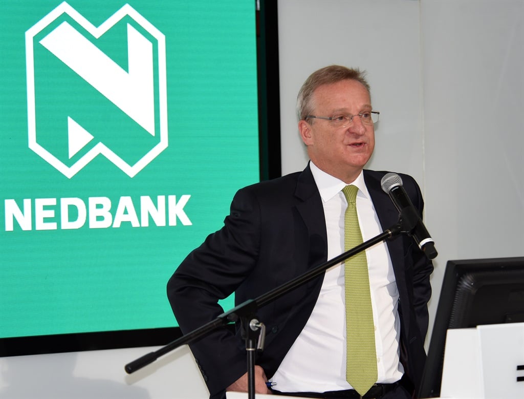 A Nedbank Csoport vezérigazgatója, Mike Brown a cég 50. évfordulója alkalmából a Johannesburgi Értéktőzsdére (JSE) 2019. augusztus 28-án Sandtonban történt jegyzése alkalmával. (Gallo Images/Freddie Mavunda)